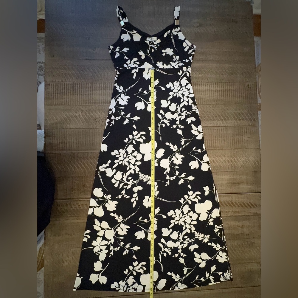 White House Black Market Floral Black and White Women's Dress Size S - Picture 11 of 14